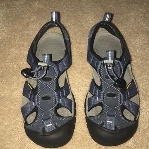 Keen shoes